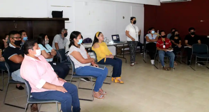 Capacita DIF a personal para brindar servicio de calidad
