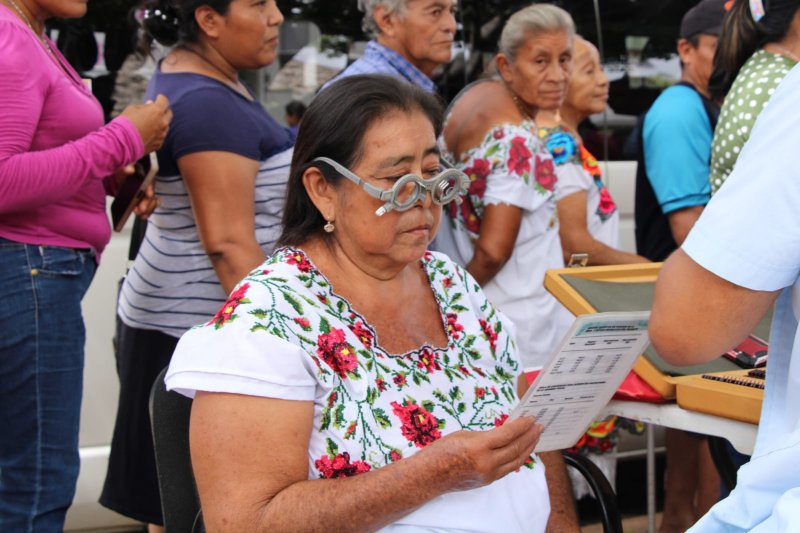 Caravana del Bienestar acerca trámites y servicios gratuitos a José María Morelos