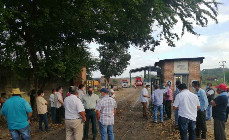 Chetumal: Cumple un mes el bloqueo en el ingenio azucarero