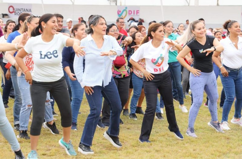 Con actividades recreativas celebran colaboradores el “Día del Trabajador DIF”