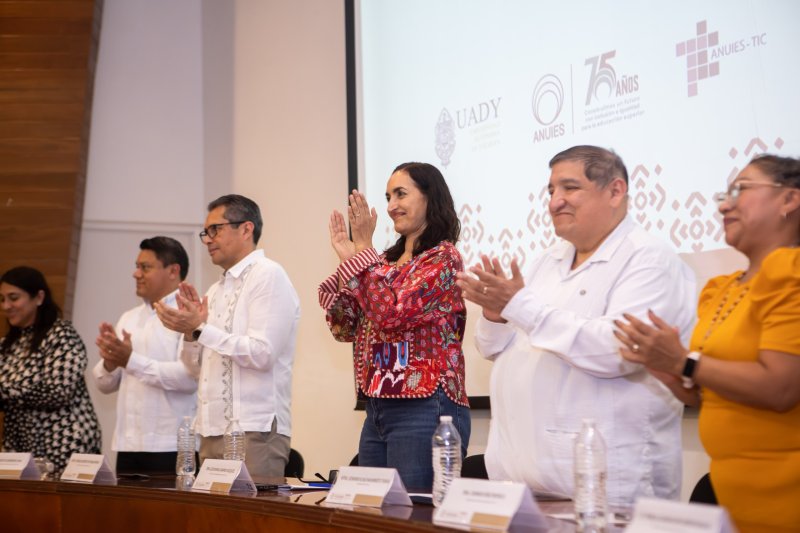 Concluye con éxito la primera generación del diplomado en IA del Gobierno del Estado