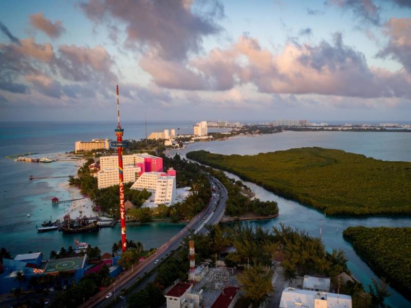 Construcción de muelle en Cancún, a consulta pública