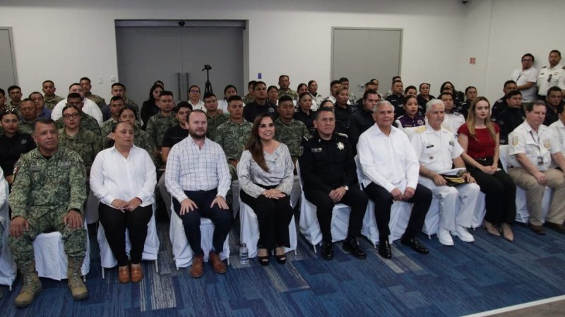 Curso “Rol de Primer Respondiente en la Investigación: Datos de Prueba y la Entrevista”