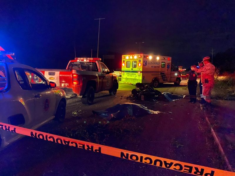 Fallecen dos personas al derrapar en motocicleta en Puerto Morelos