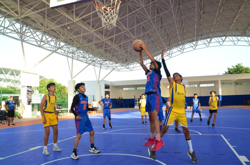 FESTIVAL DE BASQUETBOL EN PUERTO AVENTURAS