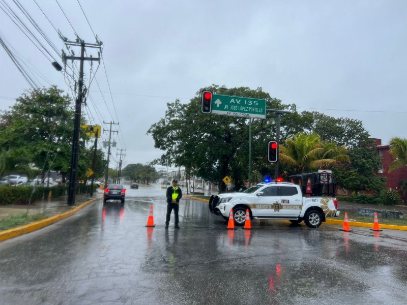 IMPLEMENTA TRÁNSITO ACCIONES DE PREVENCIÓN Y ASISTENCIA VIAL DURANTE LLUVIAS