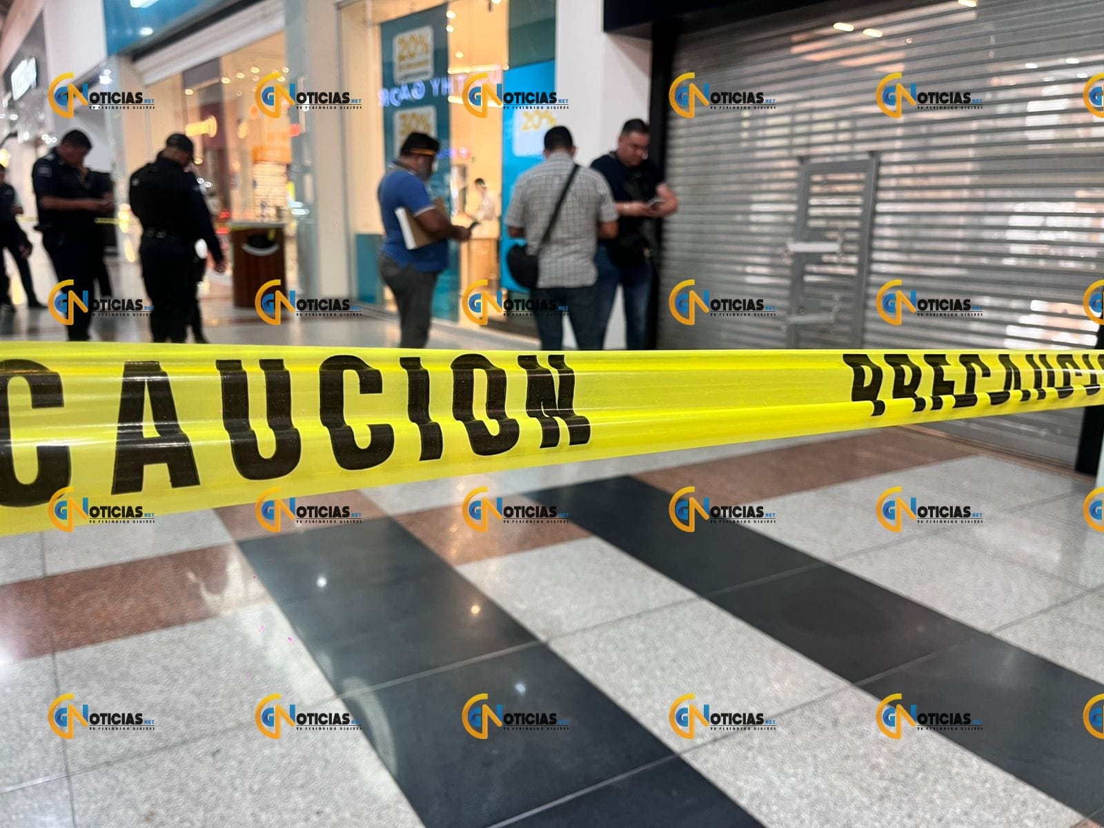 La noche de este martes se registró otro intento de robo en el local “Momentos Bizzarros”,