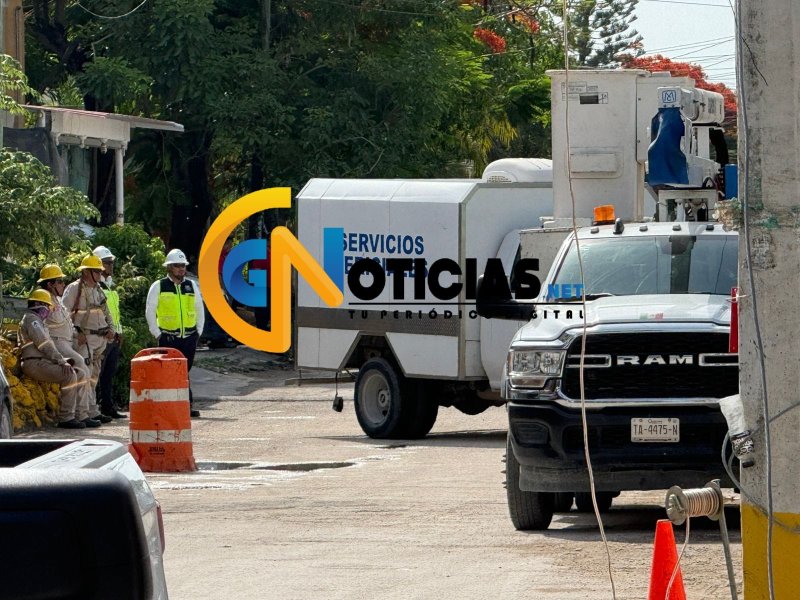Un obrero de la construcción murió al recibir una fuerte descarga eléctrica cuando se dirigía a su trabajo en el ejido Alfredo V Bonfil.