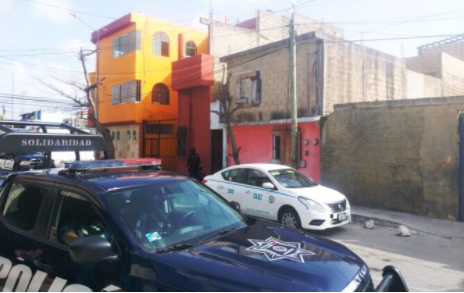 CATEO EN LA COLOSIO DE PLAYA DEL CARMEN: Aseguran armas y detienen a 8 sujetos en casa de seguridad de presunto grupo delictivo