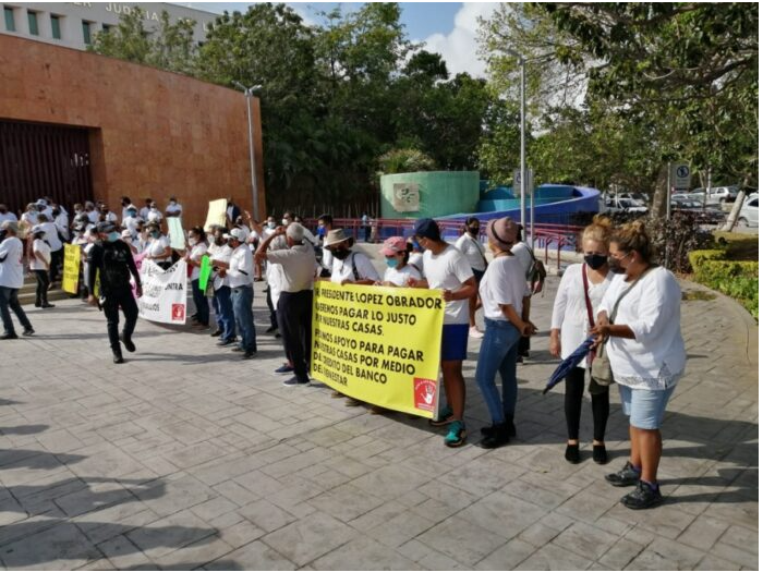 PROTESTAN POR DESALOJOS EN CANCÚN: Ciudadanos presentan los primeros 150 amparos por despojos de desarrolladoras