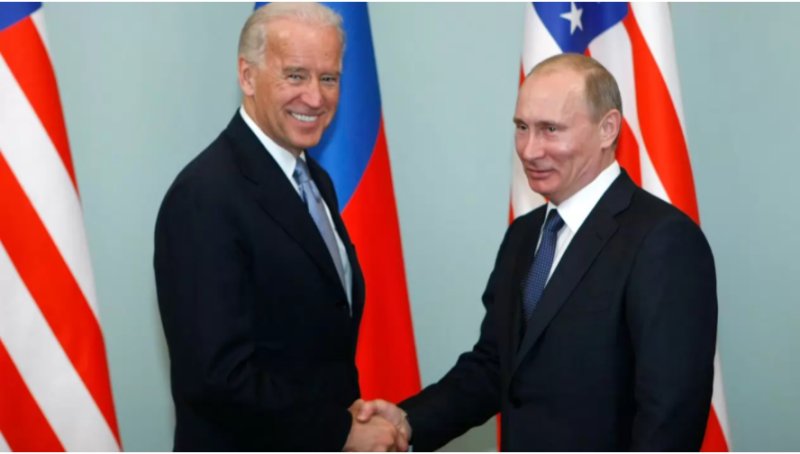 Primera llamada presidencial de Biden con Putin: dialogan sobre supuesto ciberataque y Alexei Navalny