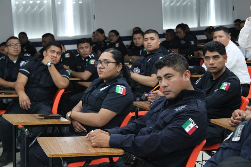 Con la participación de 70 elementos, el SESESC pone en marcha curso de IPH Móvil para policías municipales de Playa del Carmen