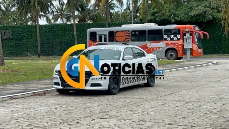 Actividad policial en la zona Hotelera de Cancún debido a un informe de disparos cerca del Hotel Gran Oasis