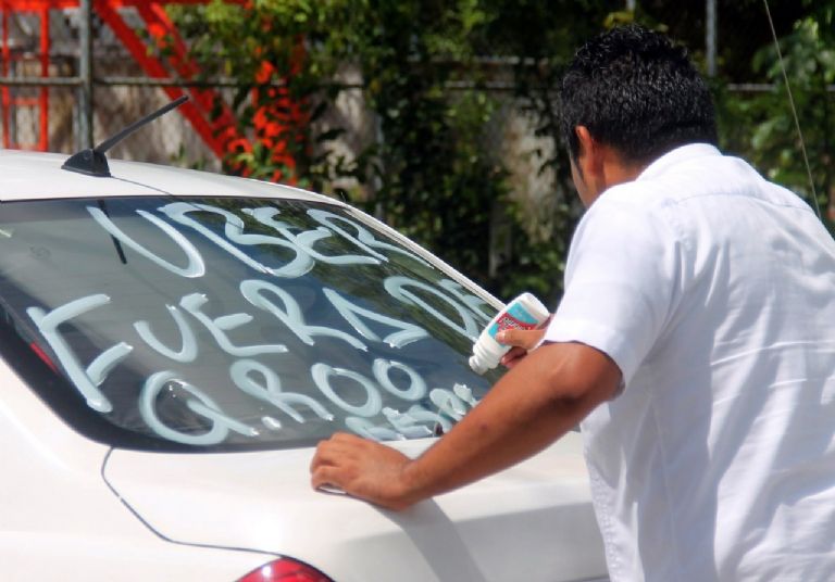 Uber o no Uber, Taxistas en Q. Roo amagan con desquiciar al estado, si magistrados dan entrada a Uber.