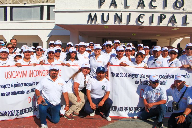 Participativo desfile por el Día del Trabajo