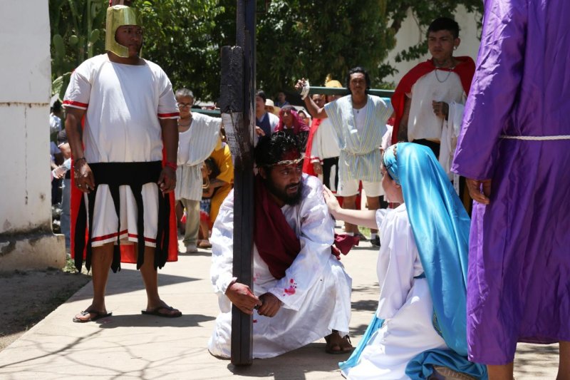PERSONAS PRIVADAS DE LA LIBERTAD REALIZAN VIACRUCIS EN EL CERESO DE MÉRIDA