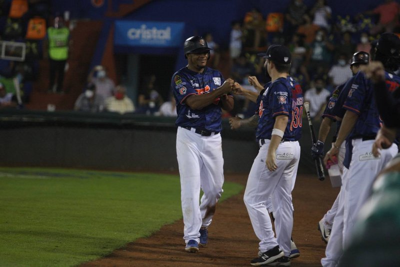 Piratas asegura la serie en el Beto Ávila