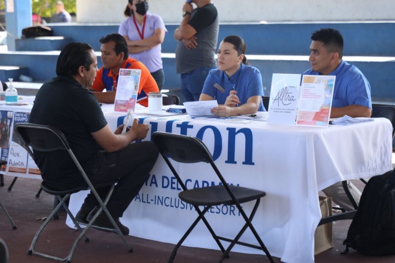 Realiza Gobierno la 18.ª feria municipal del empleo
