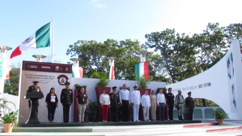 Realizan ceremonia con motivo de “La Marcha de la Lealtad” en la ciudad de Chetumal
