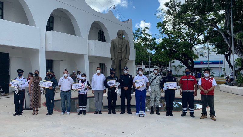 Realizan en Cancún la primera “exhibición de escoltas municipal 2021”