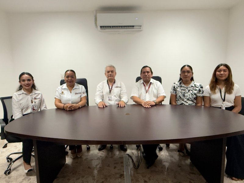 Reconocen al CCLQROO por su Excelencia en el Servicio Público