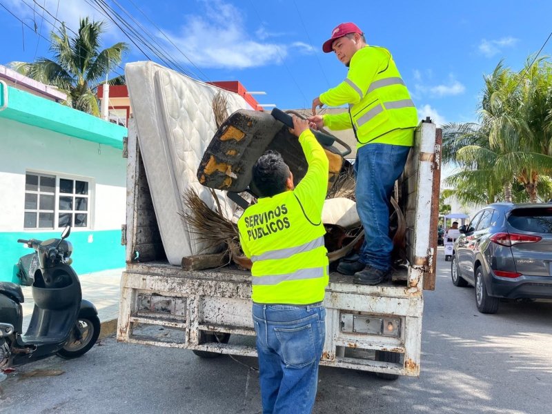 Gobierno de Isla Mujeres intensifica la descacharrización para prevenir el dengue