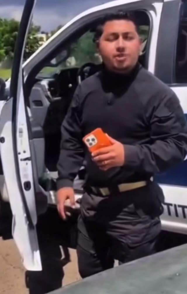 Policía de Jalostotitlán sale corriendo tras advertir que llamaría al 911